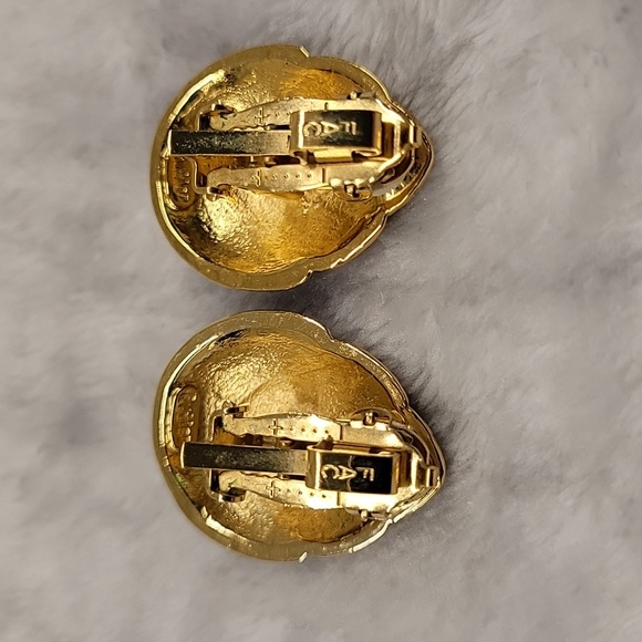 Fifth Avenue Collection FAC Clip On Earrings Butler - Picture 3 of 4